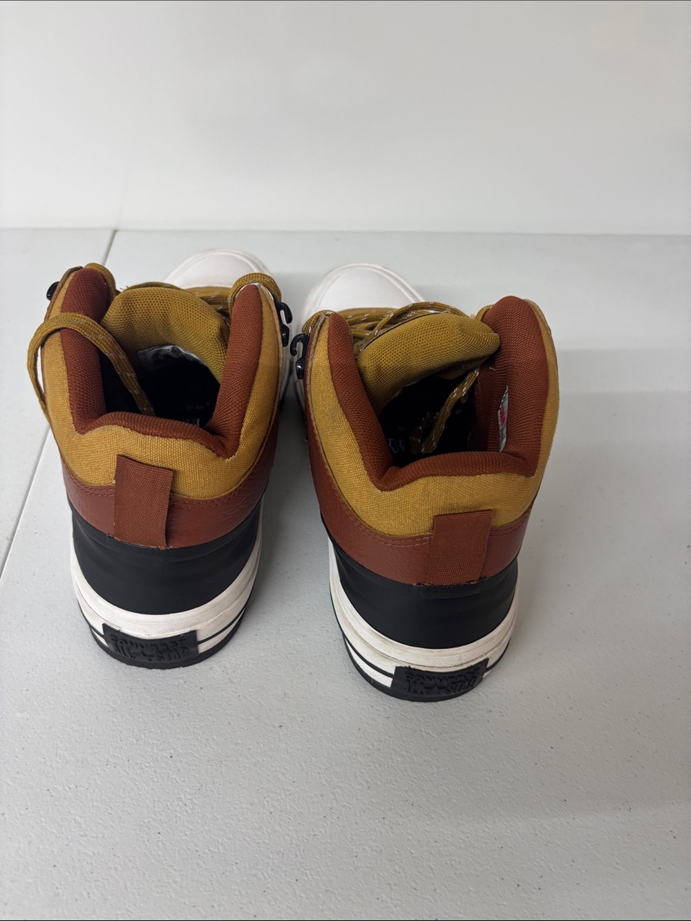 Converse High-Top Sneakers in Mustard Yellow and Rust Brown - Picture 4 of 11